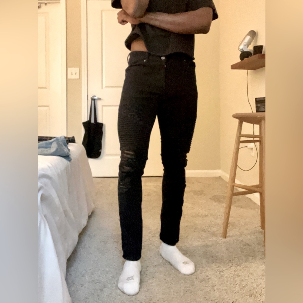 Black Divided skinny jeans